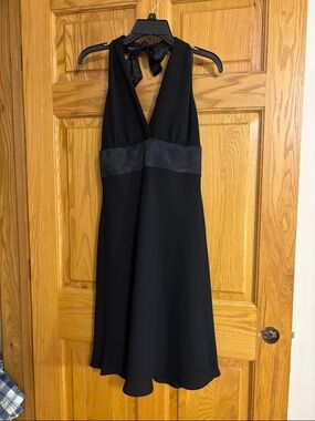 Jones New York Black One-Shoulder Halter Cocktail Dress